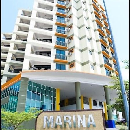 Marina Heights Seaview Resort 2 Lumut Kültér fotó